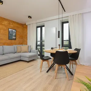 Kruszynska Bemowo By Renters Apartment